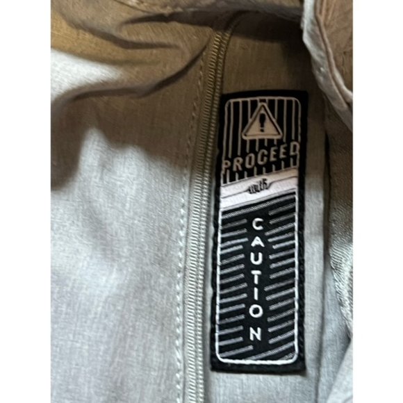 Travis Mathew Men's Light Gray Beck Chino Golf Shorts Size 40 Waist EUC - Picture 5 of 6